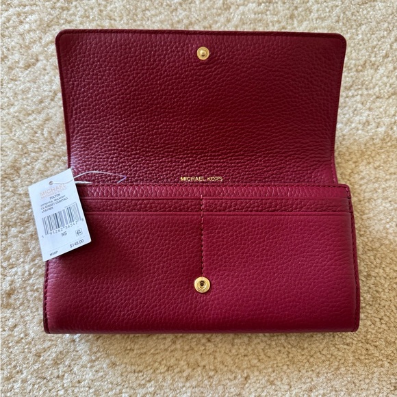 Michael Kors Fulton Mulberry Gusset Carryall Leather Wallet NWT - Picture 2 of 6